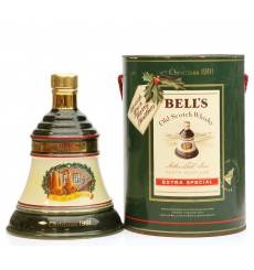 Bell's Decanter - Christmas 1991