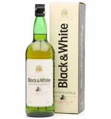 Black & White Blended Scotch Whisky (1 Litre)