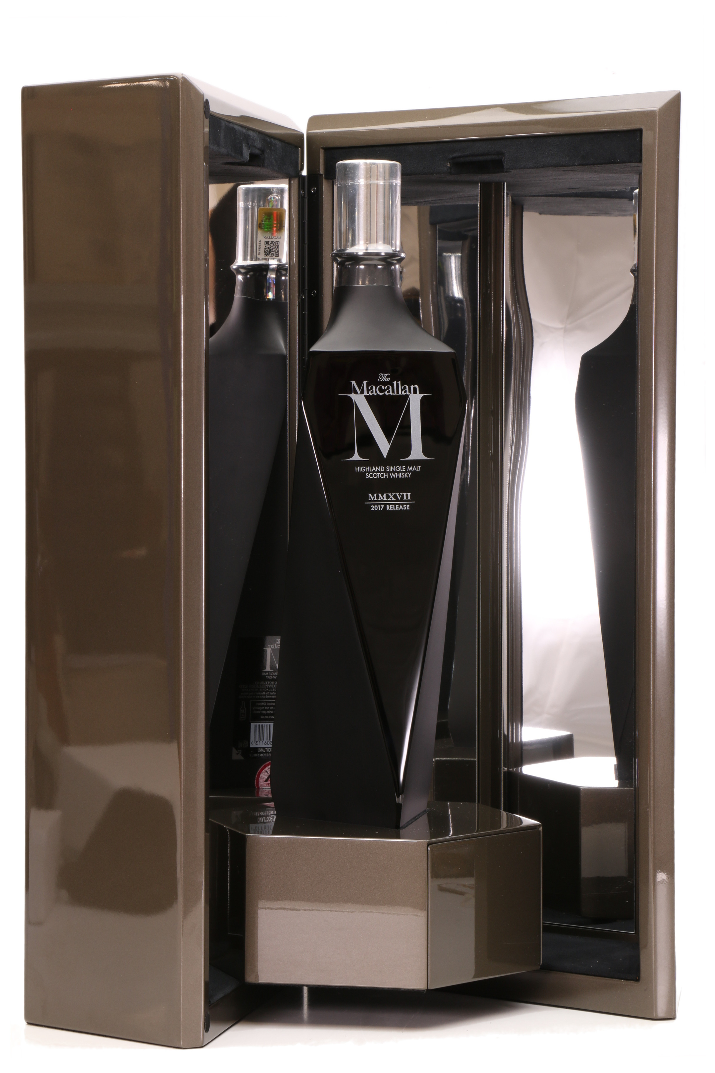 Macallan M Black Decanter 2017 Release Just Whisky Auctions