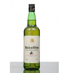 Black & White Blended Scotch Whisky (75cl)