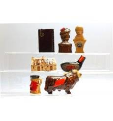 Assorted Ceramic Miniatures x7