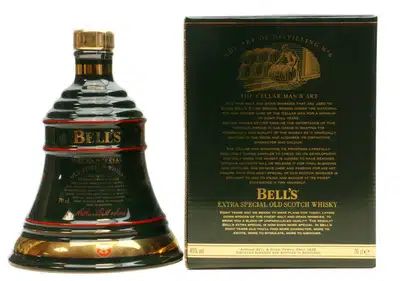 Bell's Decanter | Christmas 1995 For Auction