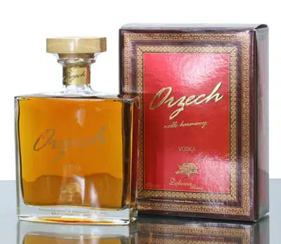 Debowa Orzech Walnut Vodka