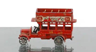 Dewars Vintage Model Bus