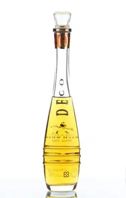 Johnnie Walker Deco (35cl) For Auction