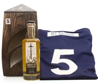 Annandale Man O' Sword First Bottling | Doddie Weir Charity Bottle & Signed Rugby Top For Auction