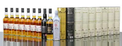 Game of Thrones Limited Edition Set Incl Johnnie Walker White Walker (10x70cl) For Auction
