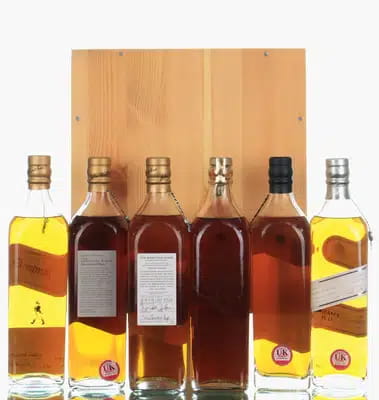 Johnnie Walker Directors Blend 2008-2013 | Full Collection & Wooden case (6x70cl) For Auction