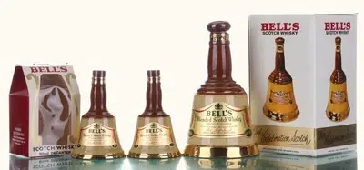 Bells Specially Selected Decanters 18 2x 5cl