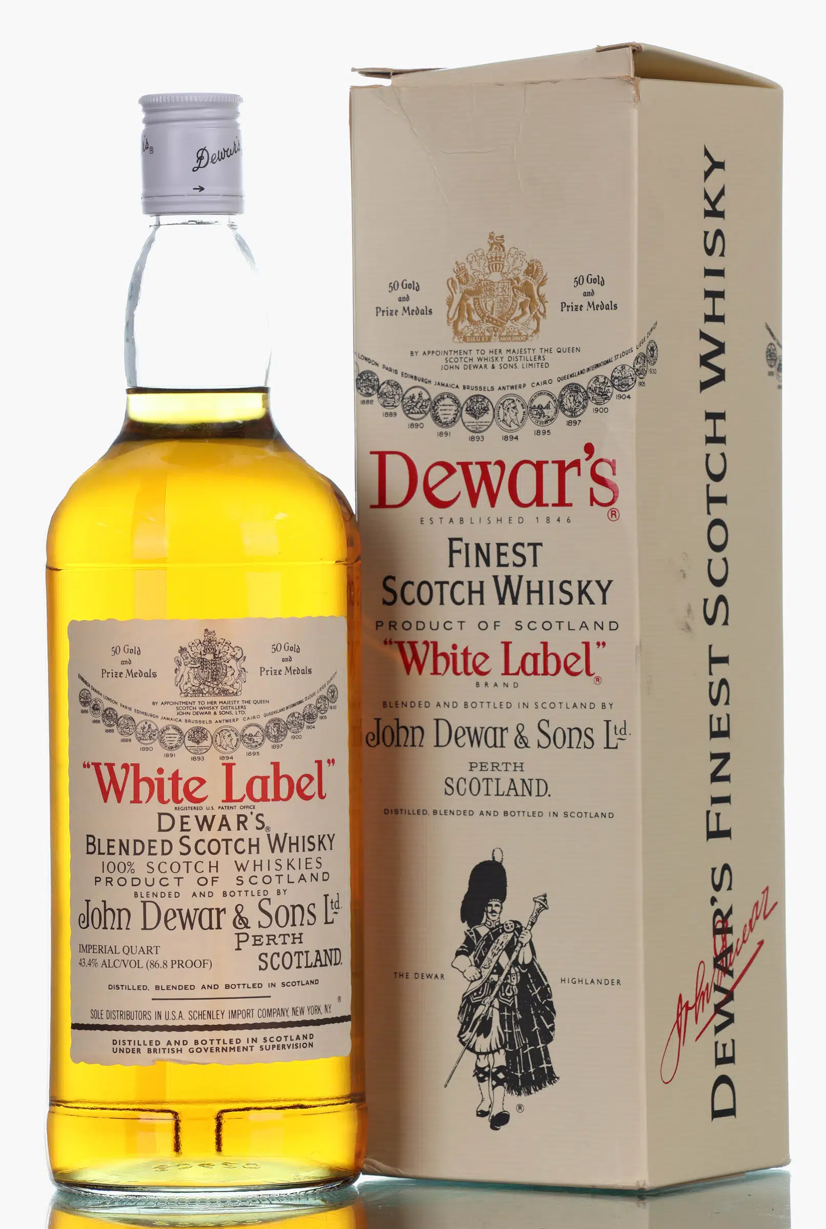 Dewar's White Label Imperial Quart - U.S.A Schenley Import, Oak Cask, 1970s, 43.4% whisky bottle