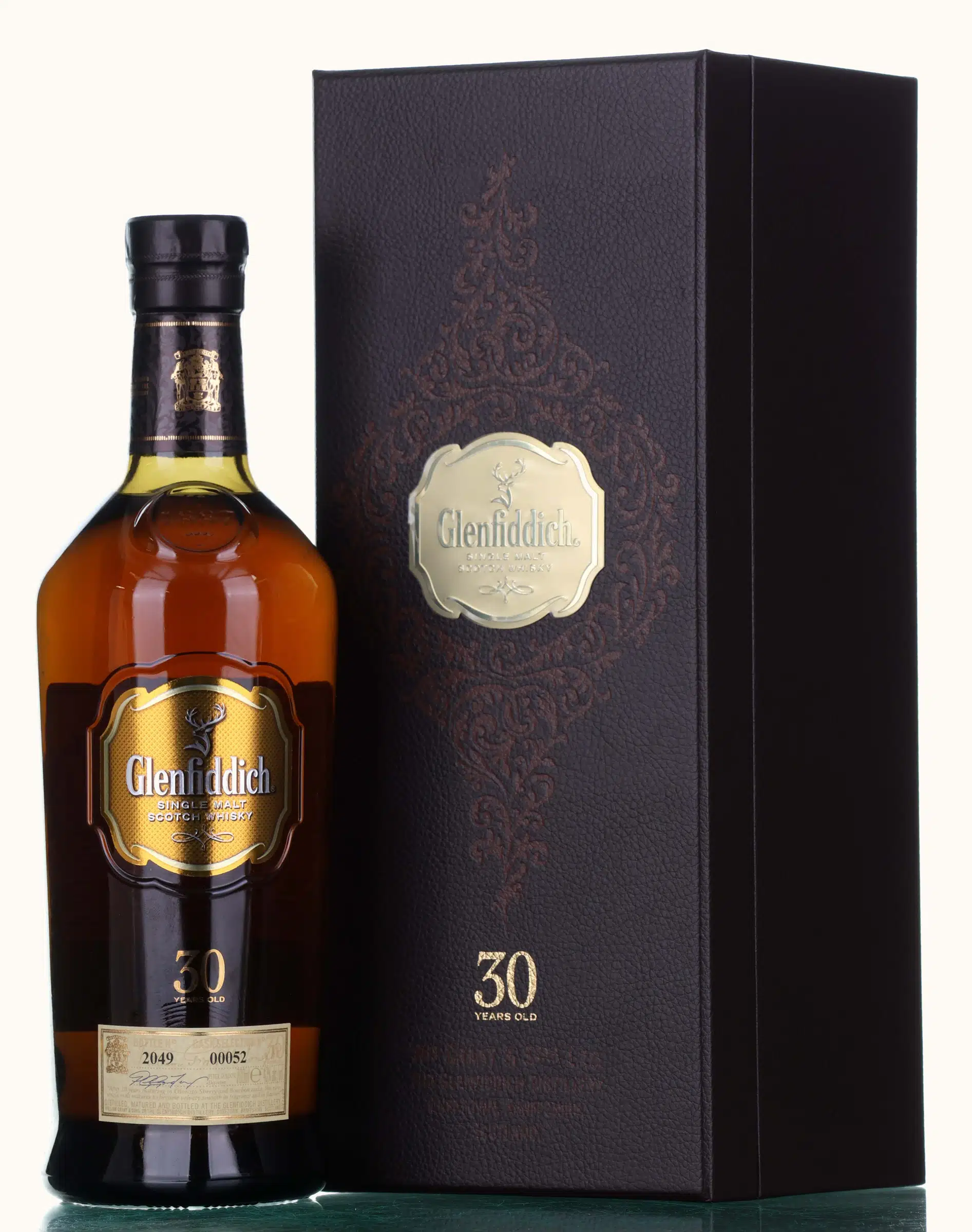Glenfiddich Cask Selection 00052 30 Year Old, 43% whisky bottle