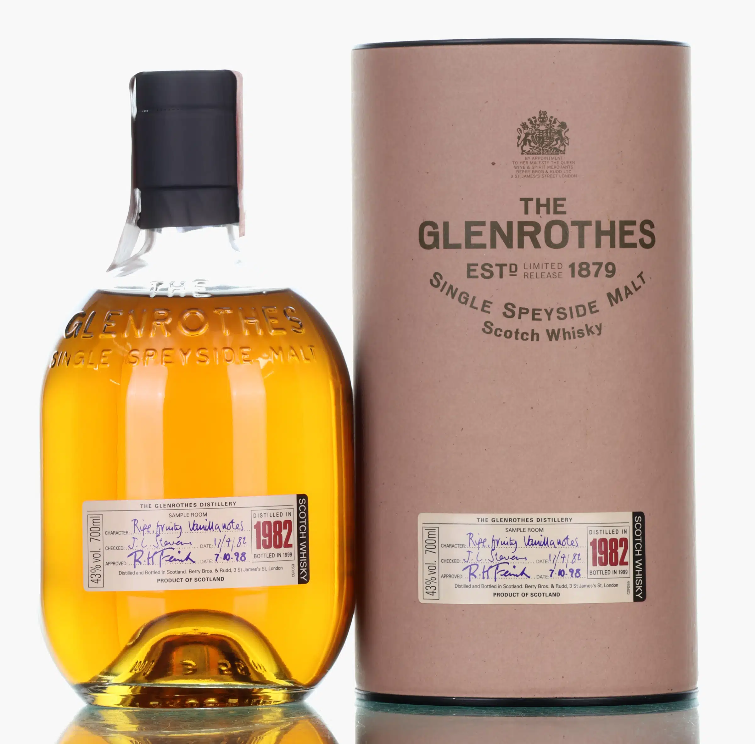 Glenrothes Vintage 17 Year Old, Sherry Cask, 1999, 43% whisky bottle