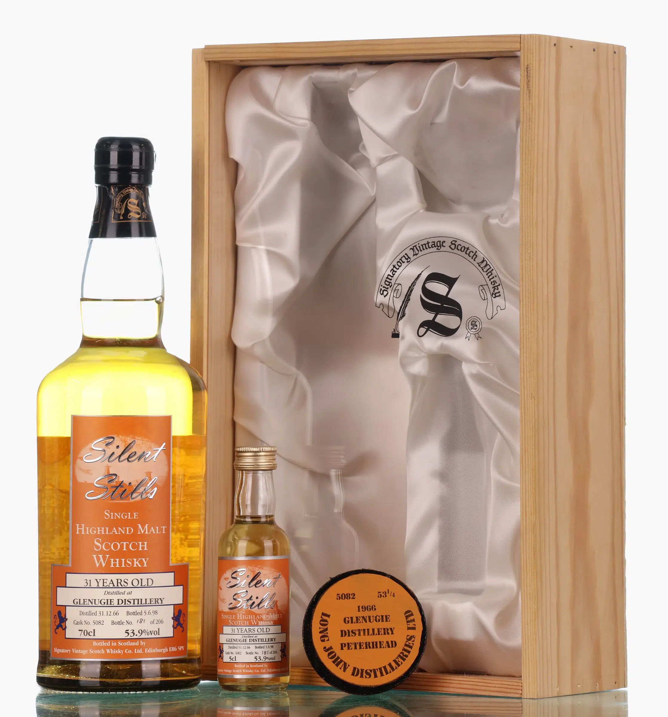 Glenugie Silent Stills 31 Year Old, Hogshead Cask, Cask #5082, 1966, Signatory Vintage, 53.9% whisky bottle