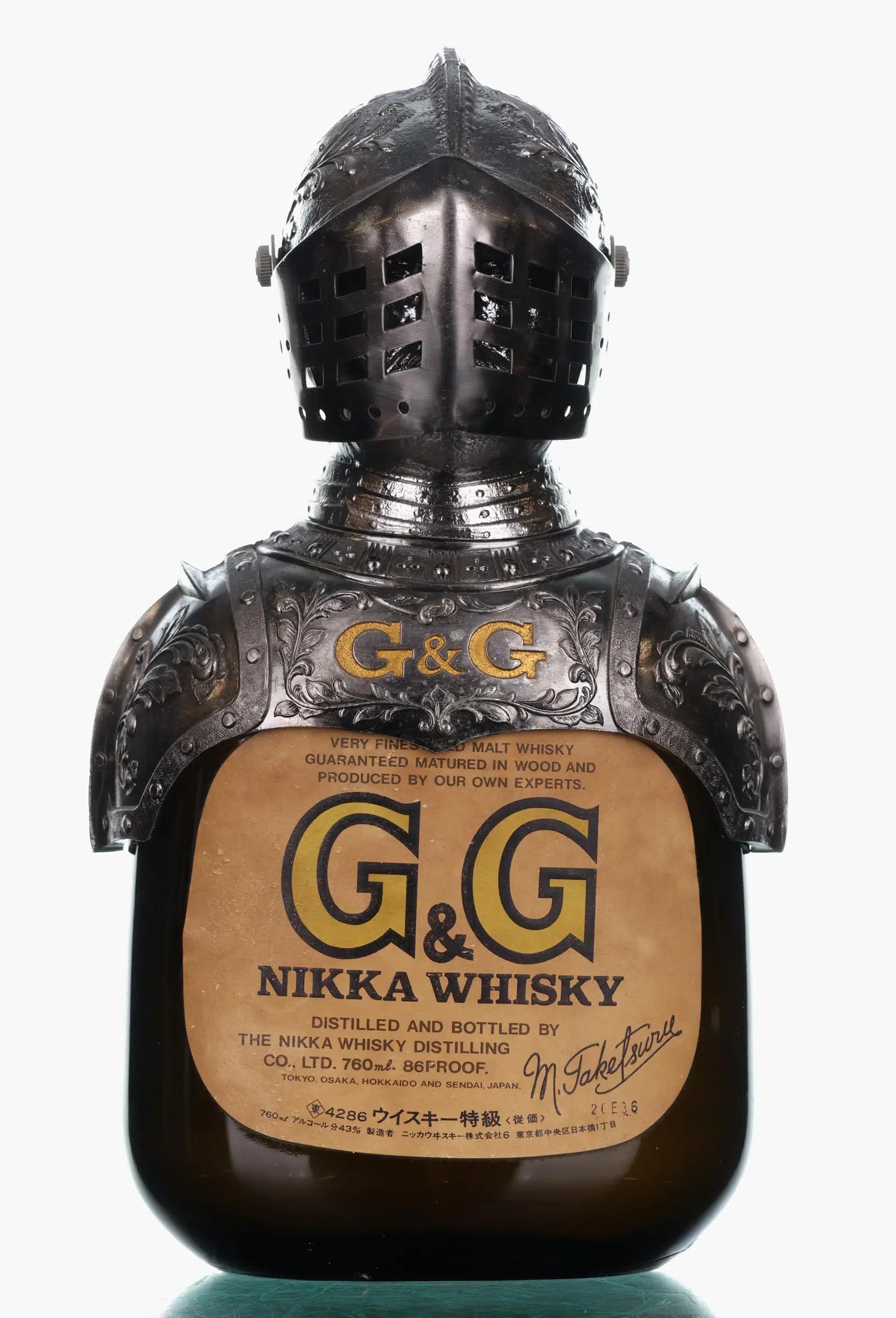Nikka Gold & Gold - The Taketsuru Blend Metal Knights Armour, 43% whisky bottle