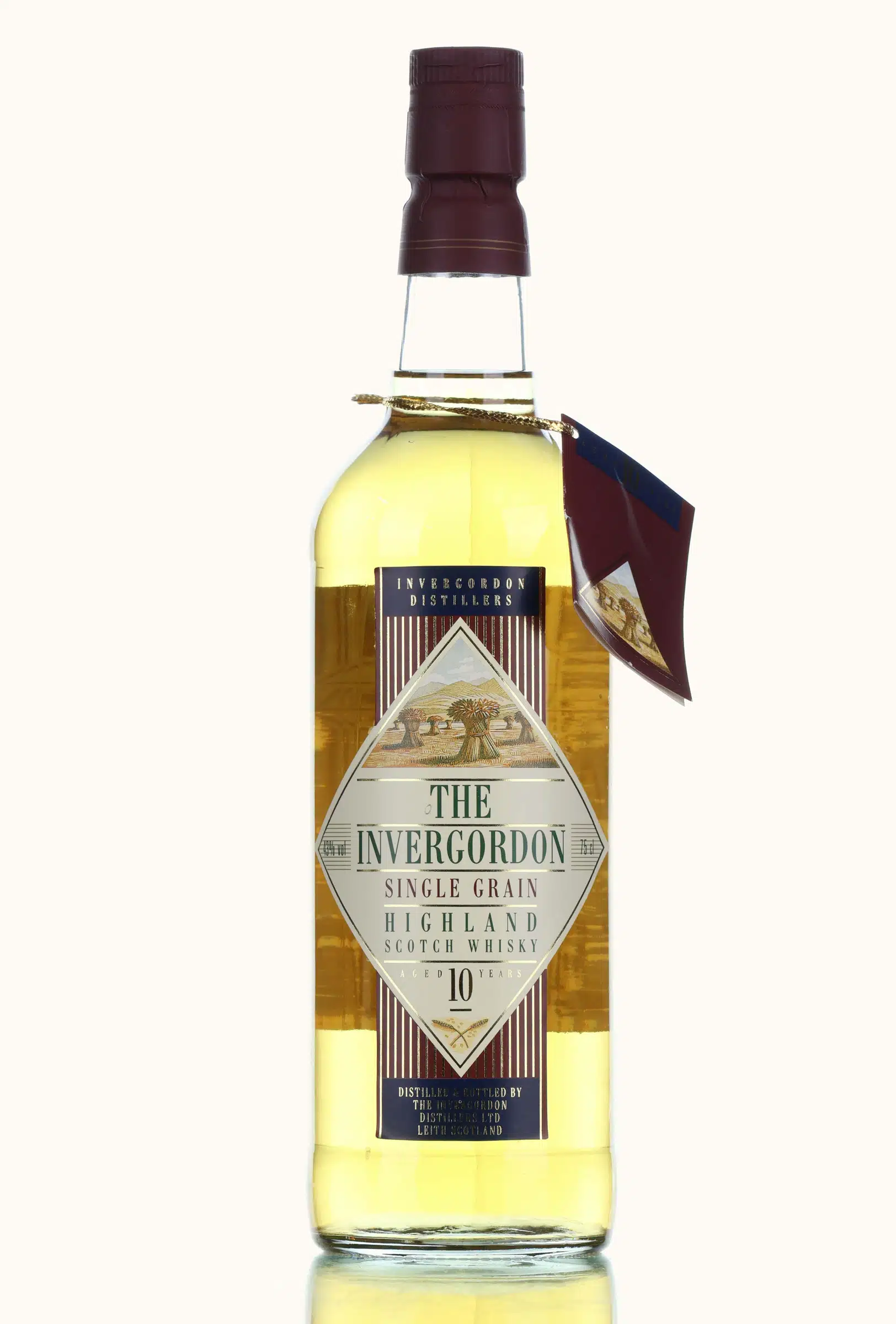 Invergordon 10 Year Old, 40% whisky bottle