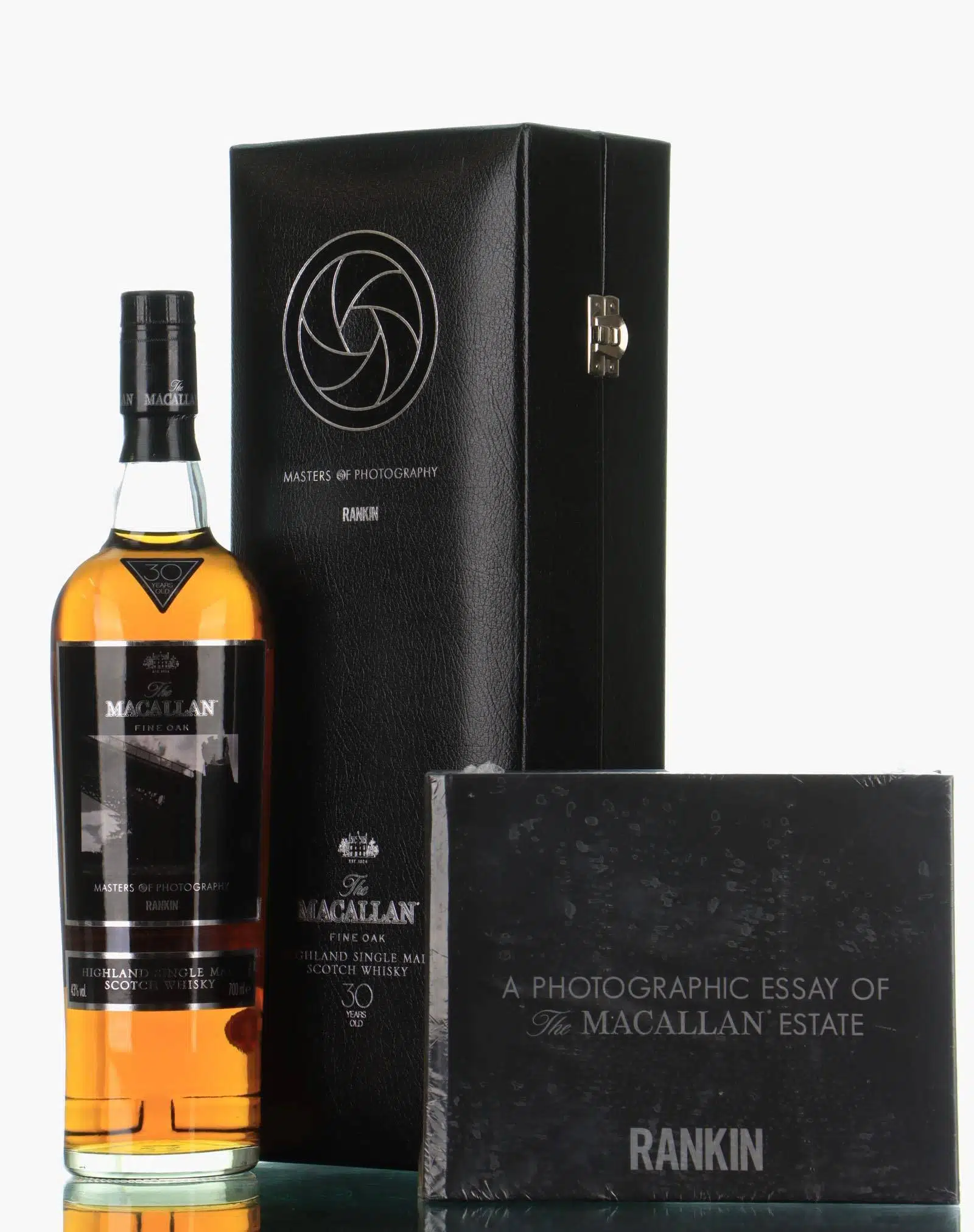 Macallan Masters of Photography Rankin Edition Fine Oak 30 Year Old, European & American Oak Sherry & Bourbon Cask, 2010, 43% whisky bottle