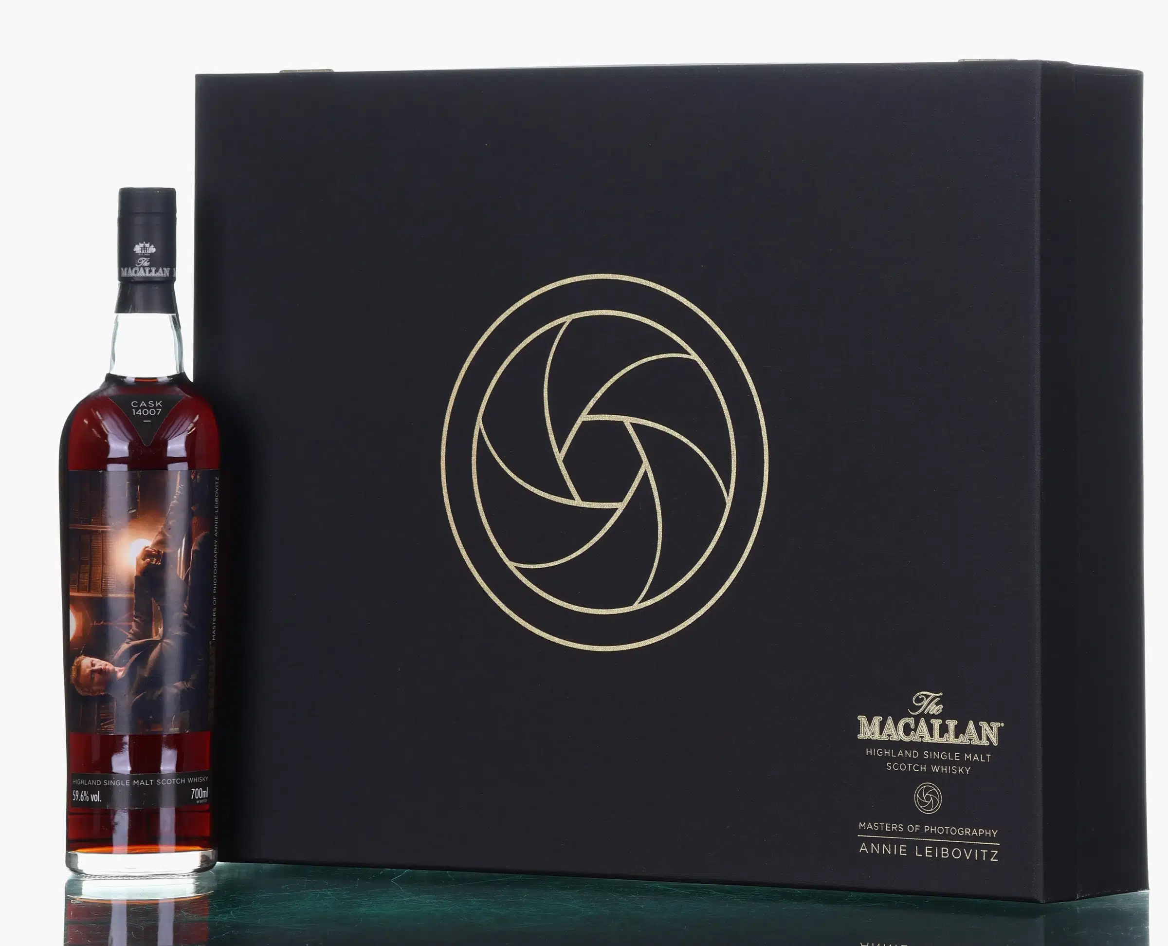 Macallan Masters of Photography Annie Leibovitz The Library, Cask #14007, 2012, 59.6% whisky bottle