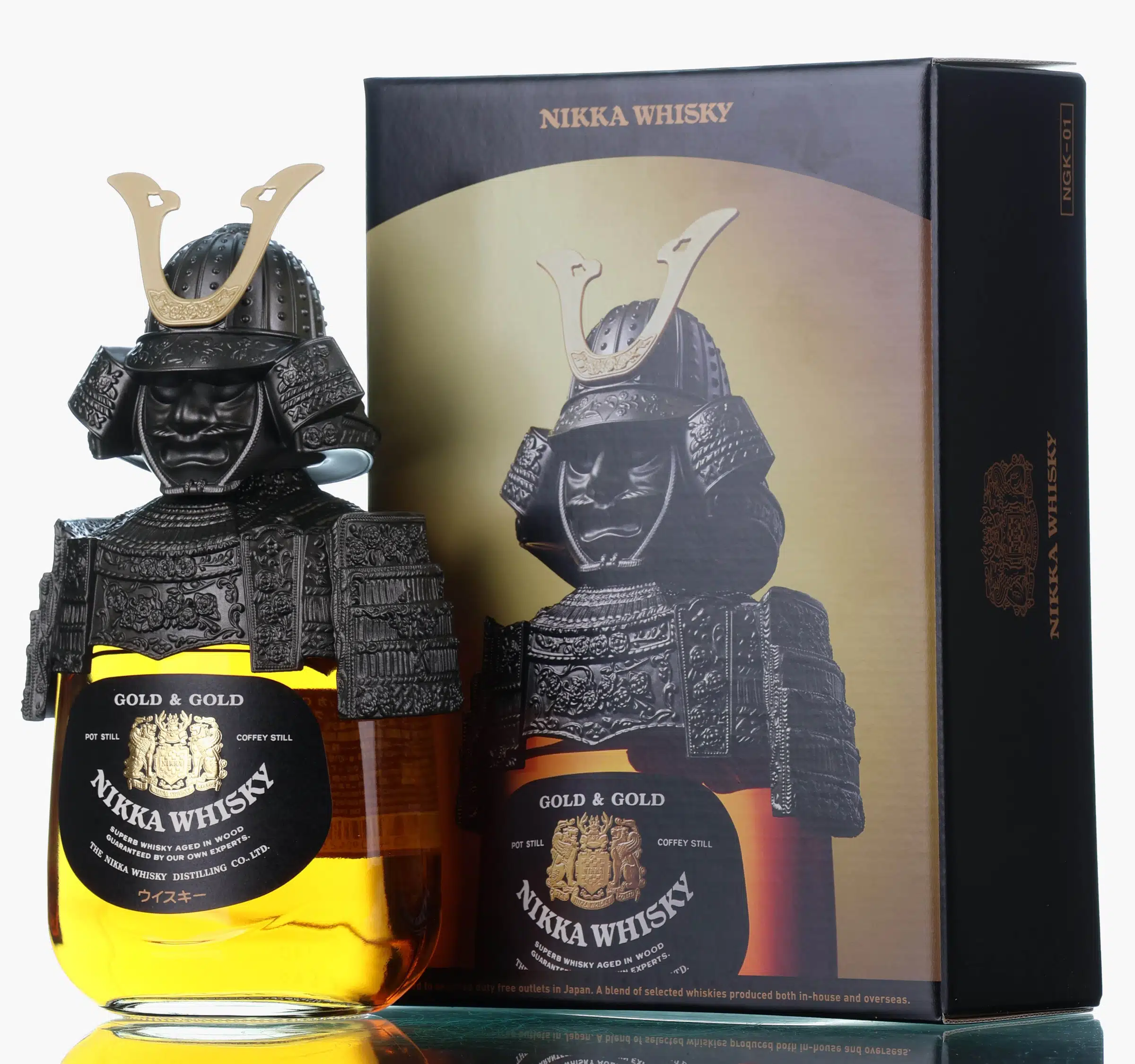 Nikka Gold & Gold Samurai Edition, Various Cask Cask, 43% whisky bottle