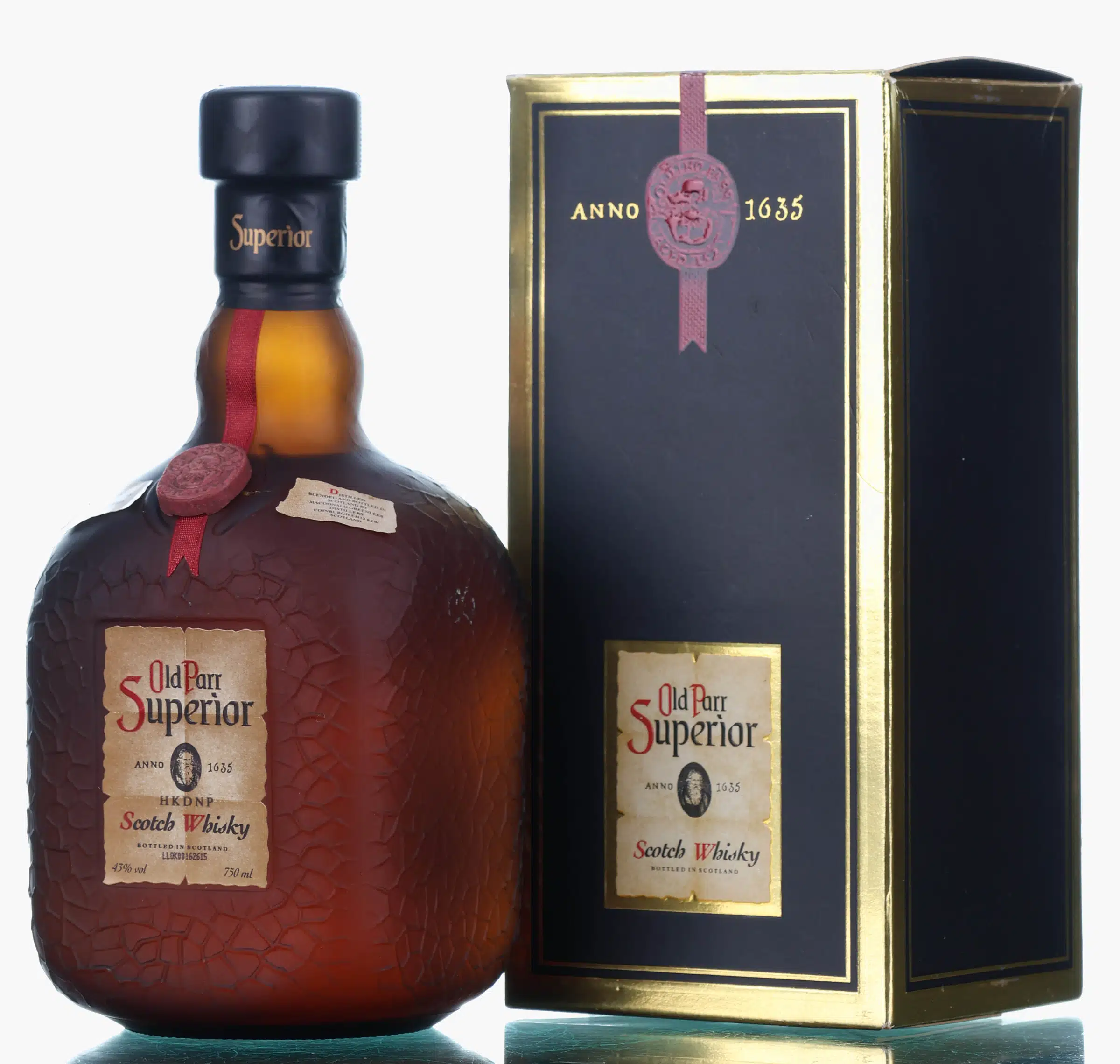 Old Parr Superior 18 Year Old, Oak Cask, 43% whisky bottle