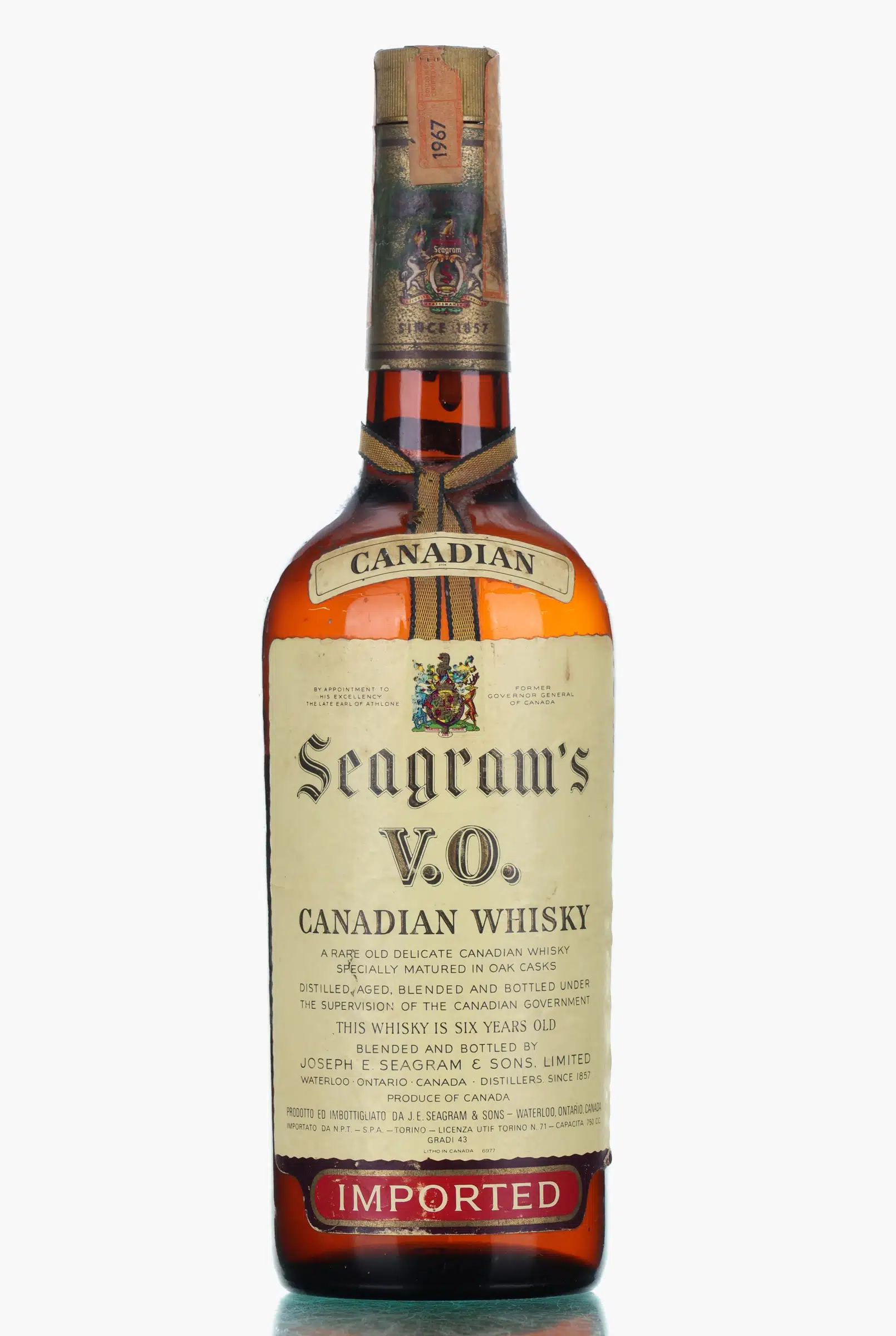 Seagram's V.O. 6 Year Old, Oak Cask, 1967, 40% whisky bottle