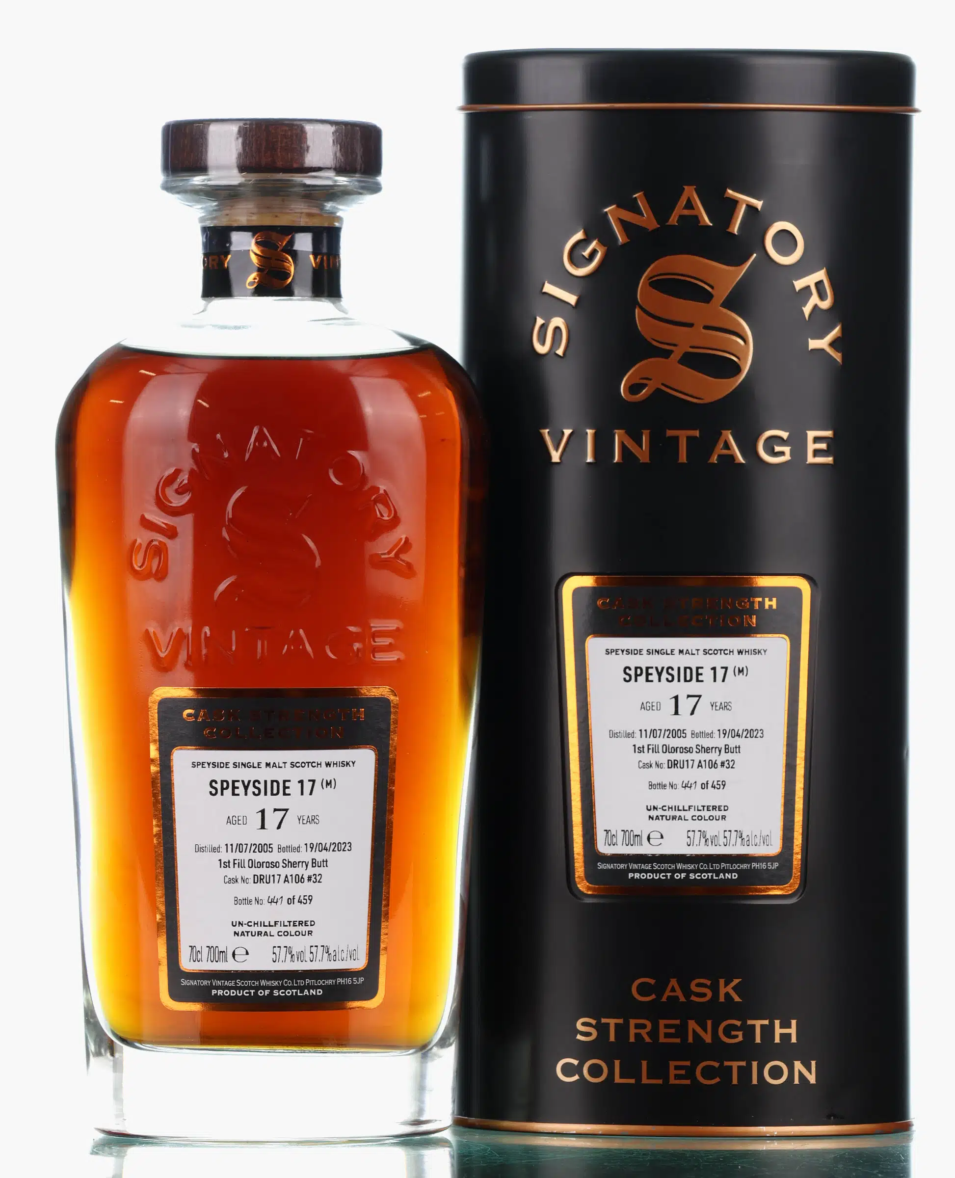 Macallan Signatory Vintage Cask Strength Collection 17 Year Old, Oloroso Sherry Cask, Cask No. DR01/7 A16/04/7, 2005, Signatory Vintage, 57.7% whisky bottle